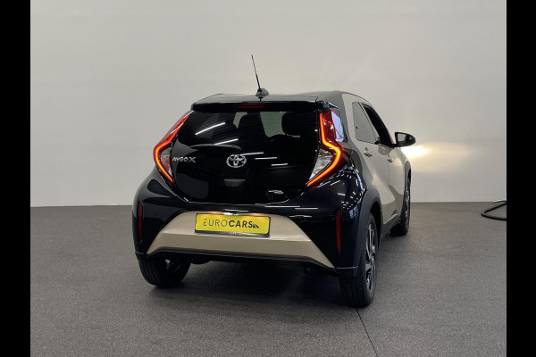 Toyota Aygo X 1.0 VVT-i Automaat Pulse | Navigatie | Apple Carplay/Android Auto | Camera | 17" Lichtmetalen Velgen | Climate Control | Adaptive Cruise Control | Two Tone