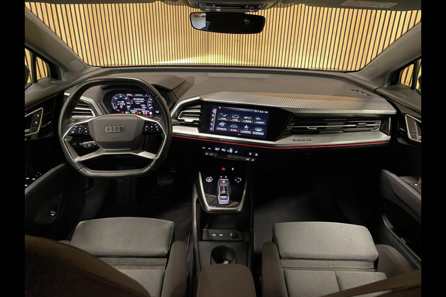Audi Q4 e-tron 40 Launch Edition Advanced Plus 77 kWh|TREKHAAK|ACC|CARPLAY|CAMERA/ANDROID|STOELVERW|NAVI|IN BTW|ORG.NL|1e EIG|NAP|