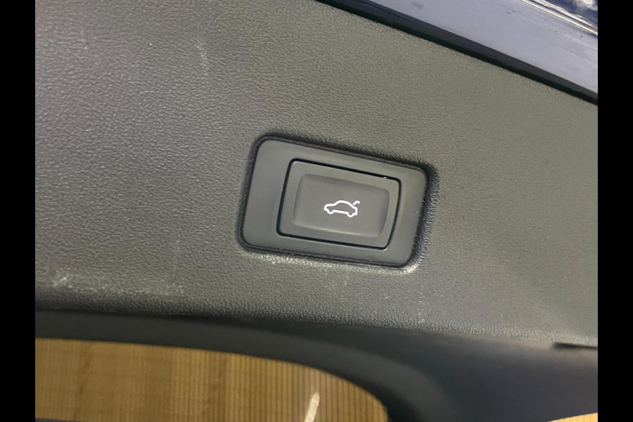 Audi Q4 e-tron 40 Launch Edition Advanced Plus 77 kWh|TREKHAAK|ACC|CARPLAY|CAMERA/ANDROID|STOELVERW|NAVI|IN BTW|ORG.NL|1e EIG|NAP|