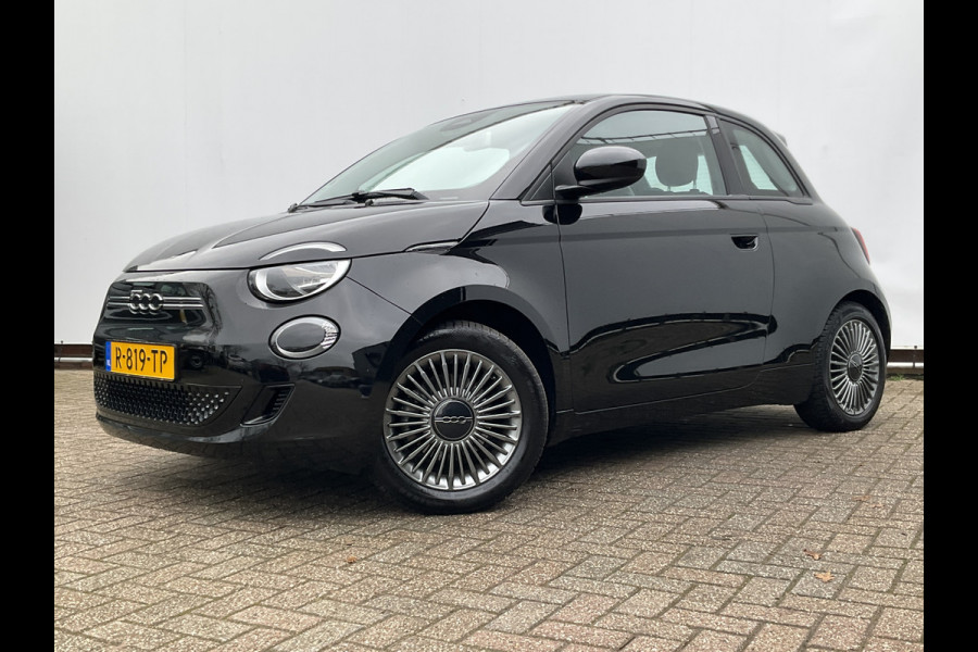 Fiat 500 Icon 42 kWh SOH 93% Carplay Cruise Clima Led Digitaal NL-Auto Voll.Onderhouden!