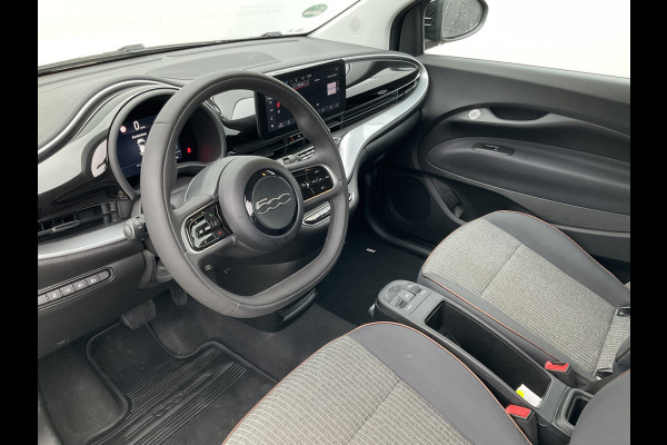 Fiat 500 Icon 42 kWh SOH 93% Carplay Cruise Clima Led Digitaal NL-Auto Voll.Onderhouden!