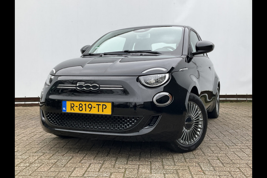 Fiat 500 Icon 42 kWh SOH 93% Carplay Cruise Clima Led Digitaal NL-Auto Voll.Onderhouden!