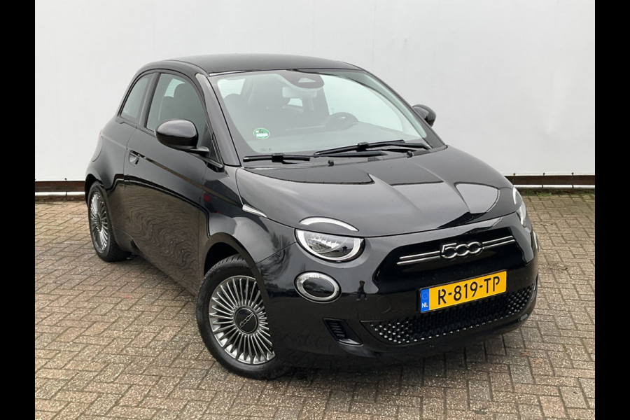 Fiat 500 Icon 42 kWh SOH 93% Carplay Cruise Clima Led Digitaal NL-Auto Voll.Onderhouden!
