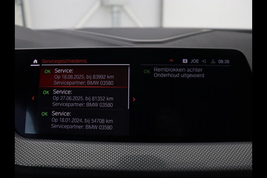 BMW 2 Serie Gran Coupé 220i High Executive | Head-Up | Adaptive cruise | Leder | Camera | Stoelverwarming | Sportstoelen | Luxury Line | Carplay | Live Cockpit | Navigatie | Park Assist | Full LED