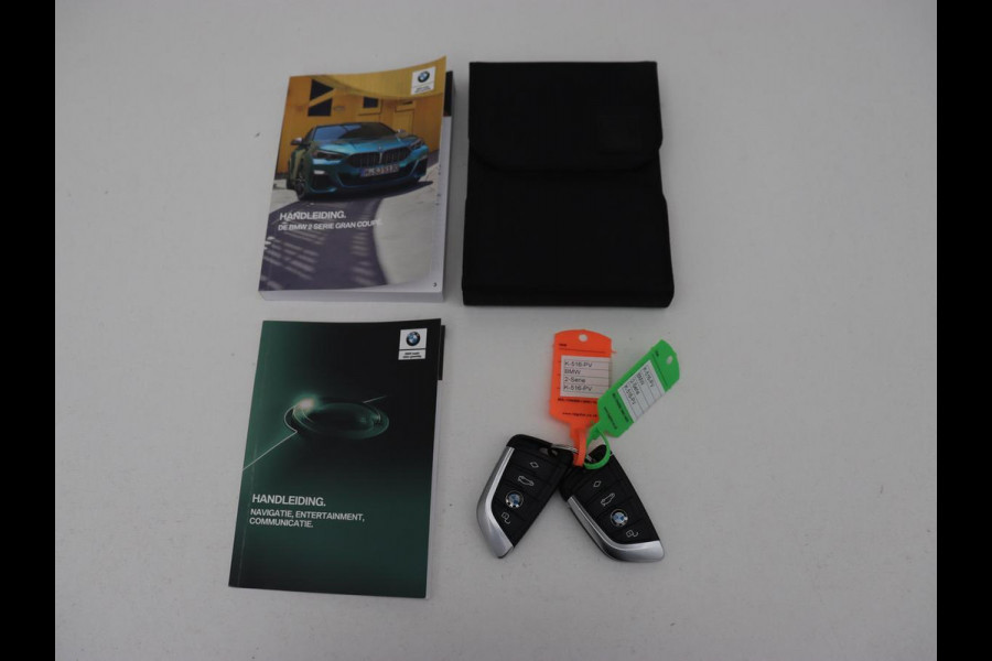 BMW 2 Serie Gran Coupé 220i High Executive | Head-Up | Adaptive cruise | Leder | Camera | Stoelverwarming | Sportstoelen | Luxury Line | Carplay | Live Cockpit | Navigatie | Park Assist | Full LED