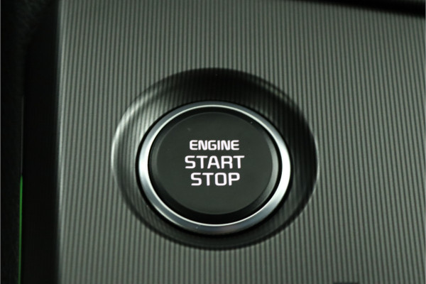 Kia Sportage 1.6 T-GDi Hybrid GT-Line Apple Carplay/Android Auto - Cruise Control - Dodehoekdetectie - Schuif-/Kanteldak  - Navigatie - Stuur/Stoelverwarming - Fabrieksgarantie tot 10-2032