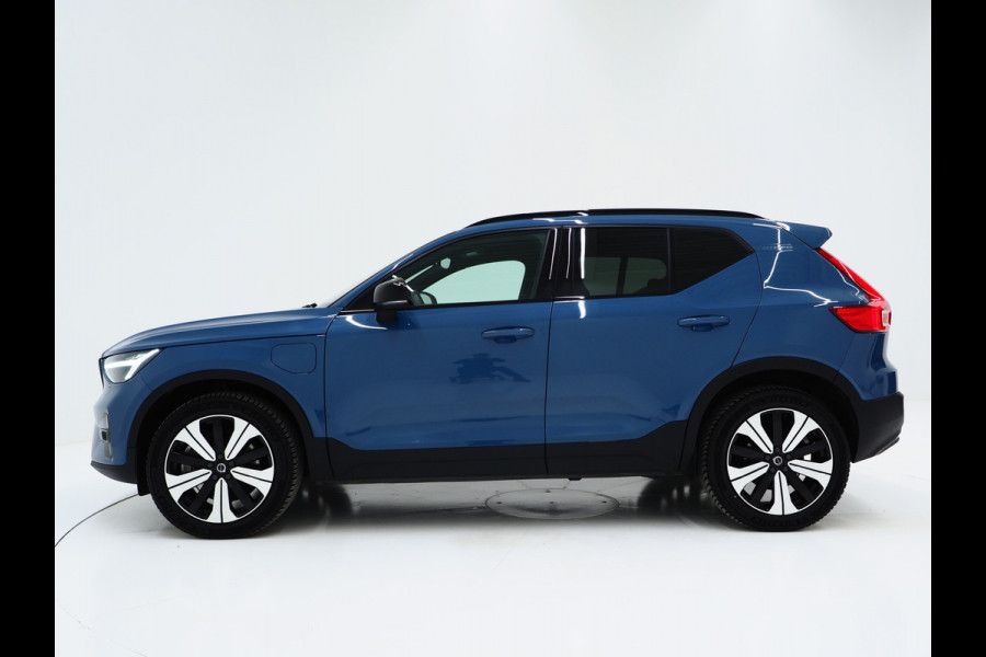 Volvo XC40 1.5 T5 Plug-in hybrid Ultimate Dark | Panoramadak | Harman/Kardon | Pilot Assist | Trekhaak | Keyless | Camera | Carplay