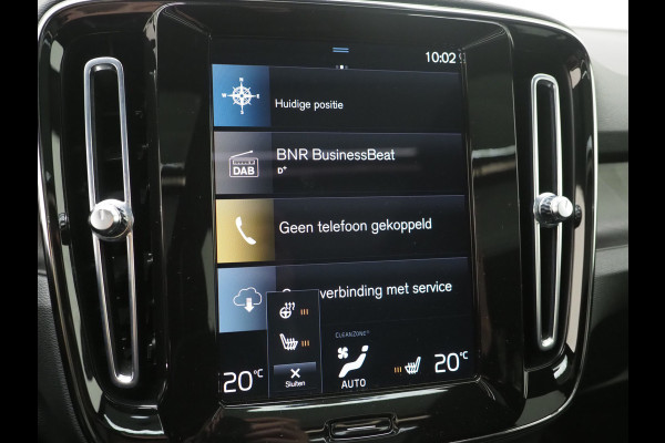 Volvo XC40 1.5 T5 Plug-in hybrid Ultimate Dark | Panoramadak | Harman/Kardon | Pilot Assist | Trekhaak | Keyless | Camera | Carplay