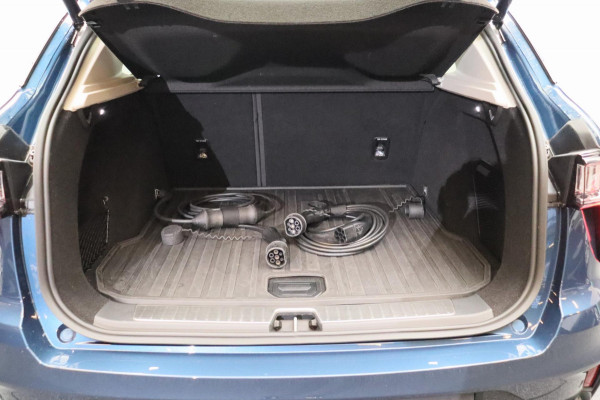 Lynk & Co 01 1.5 261PK Plug-in Hybrid *Trekhaak* 360 Camera Pano/dak Apple/Carplay Adaptive/Cruise