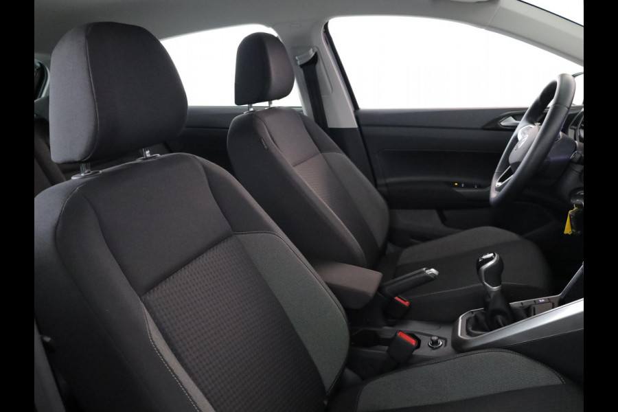 Volkswagen Polo 1.0 TSI Life 95 pk | Verlengde garantie | Navigatie via App | Parkeersensoren | Adaptieve cruise control | LED koplampen |