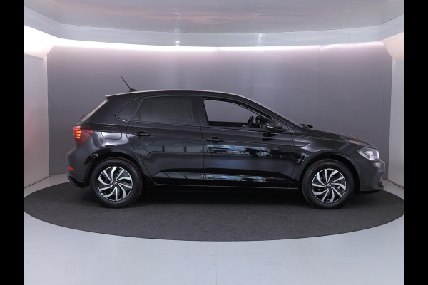 Volkswagen Polo 1.0 TSI Life 95 pk | Verlengde garantie | Navigatie via App | Parkeersensoren | Adaptieve cruise control | LED koplampen |