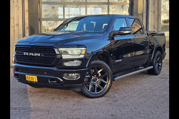 Dodge Ram 1500 5.7 V8 4x4 Crew Cab Laramie | Pano | Trekhaak | Leder | Alpine | Keyless | Camera | Sidesteps | Navi | 12" scherm | Klep uitlaat |