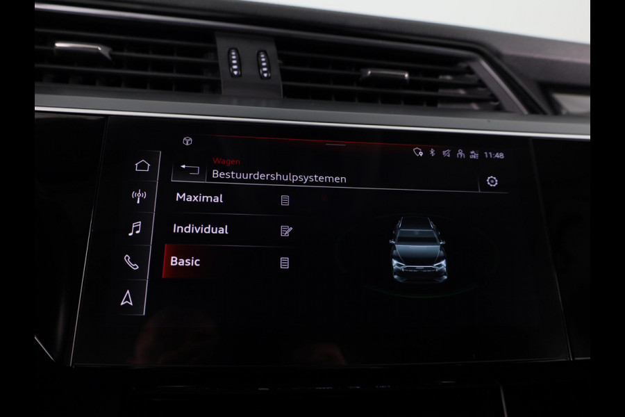 Audi e-tron 50 quattro edition 71 kWh 313 pk | Navigatie | Trekhaak (afneembaar) | Parkeersensoren | Luchtvering |