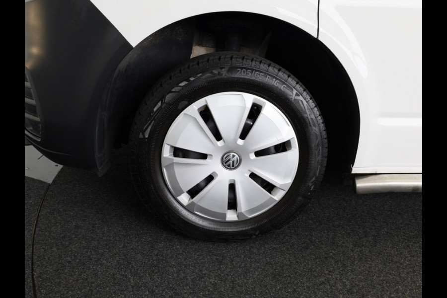 Volkswagen Transporter 2.0 TDI L2H1 28 Comfortline 110 pk | Verlengde garantie | Navigatie via App | Parkeersensoren achter | Cruise control |