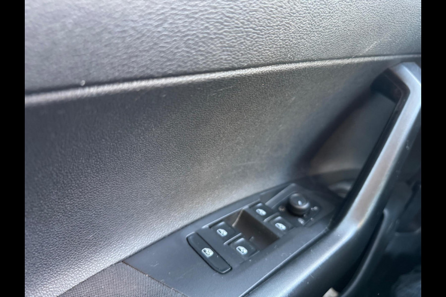 Volkswagen Taigo 1.0 TSI Life Business DSG Virtual Led APPLE CARPLAY