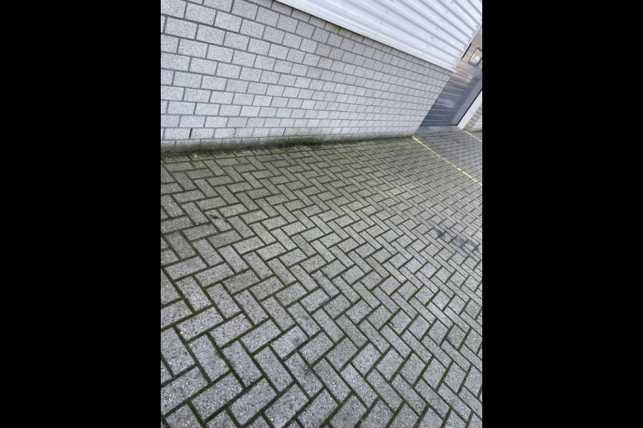 Renault Kangoo 1.5 Blue dCi 95pk Work Edition / zwart metallic / vaste prijs rijklaar € 12.950 ex btw / lease vanaf € 218 / airco / cruise / trekhaak / dakdragers / euro 6 / bpm vrij !