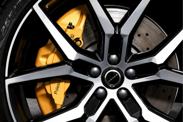 Volvo XC60 2.0 T8 Plug-in-hybrid AWD Polestar Engineered - Facelift MY26 | Bowers & Wilkins | Dig.Cockpit | Adapt.Cruise | Stoel+-Stuurverw. | PDC | 360 Camera | NAV + App.Connect + NAV | ECC | LM 22" | 3250