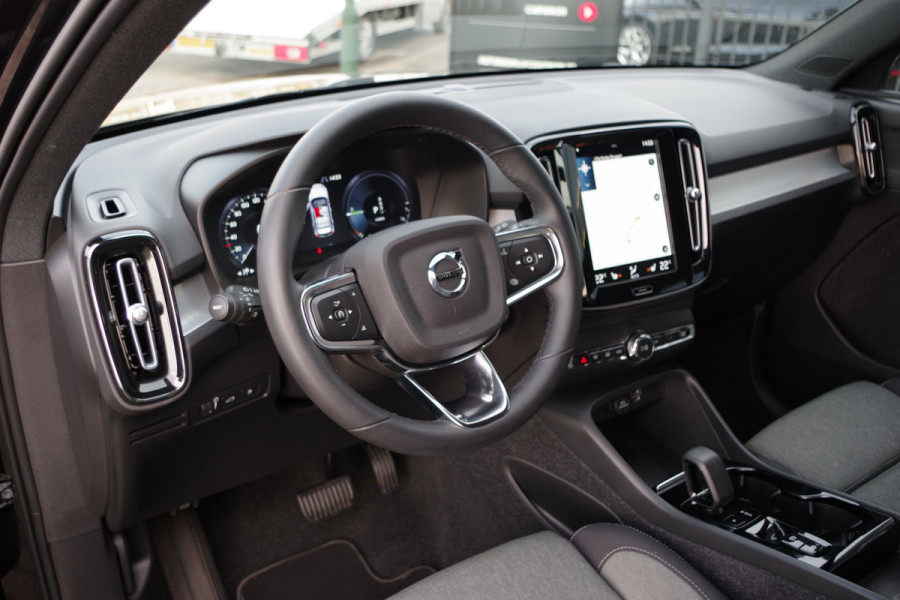Volvo XC40 1.5 T4 211 PK Plug-in hybrid Plus Bright, Memory, Camera, Adap. Cruise Control, Keyless