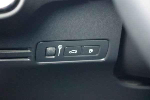 Volvo XC40 1.5 T4 211 PK Plug-in hybrid Plus Bright, Memory, Camera, Adap. Cruise Control, Keyless