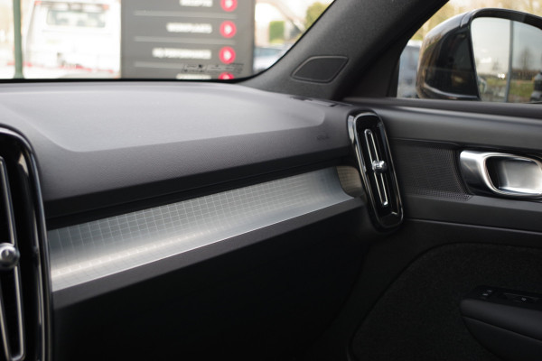 Volvo XC40 1.5 T4 211 PK Plug-in hybrid Plus Bright, Memory, Camera, Adap. Cruise Control, Keyless