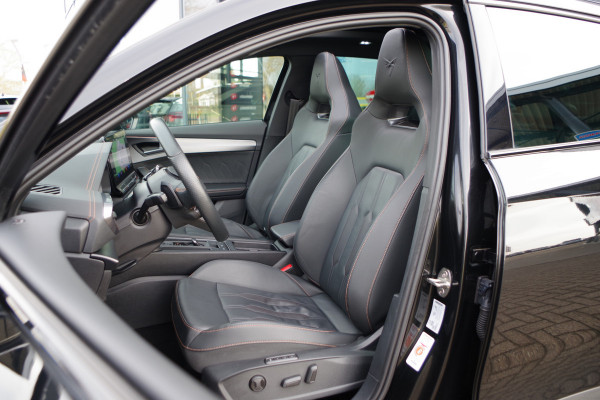 CUPRA Formentor 1.4 e-Hybrid 245 PK VZ Copper Edition PHEV, Panoramadak, Lederen Kuipstoelen, Memory, Camera, Adap. Cruise Control