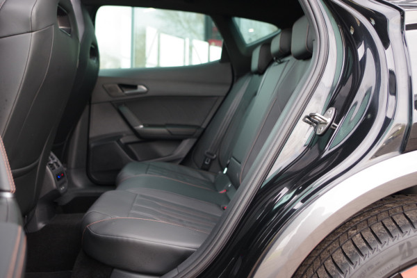 CUPRA Formentor 1.4 e-Hybrid 245 PK VZ Copper Edition PHEV, Panoramadak, Lederen Kuipstoelen, Memory, Camera, Adap. Cruise Control