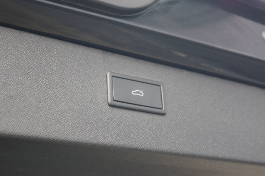 CUPRA Formentor 1.4 e-Hybrid 245 PK VZ Copper Edition PHEV, Panoramadak, Lederen Kuipstoelen, Memory, Camera, Adap. Cruise Control