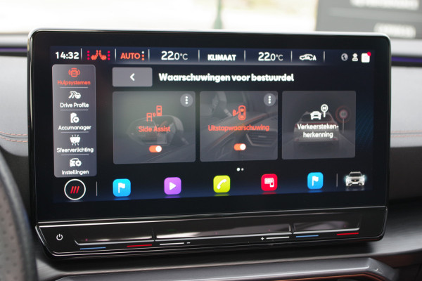 CUPRA Formentor 1.4 e-Hybrid 245 PK VZ Copper Edition PHEV, Panoramadak, Lederen Kuipstoelen, Memory, Camera, Adap. Cruise Control