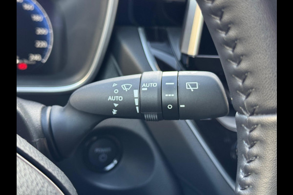 Toyota Corolla Cross 1.8 Hybrid Style | Dynamic, Elektrische achterklep, 18 inch, Keyless, Privacy glass