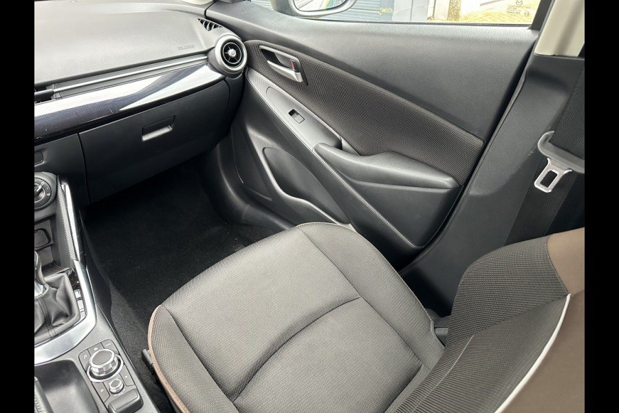 Mazda 2 1.5 90pk Style Selected, navi, cruise, airco, trekhaak