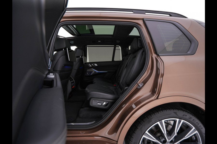 BMW X7 xDrive30d High Executive [ 7-Pers. ] Aut. *PANO | LEATHER | LASER-LED | HEAD-UP | SOFTCLOSE | BOWERS&WILKINS | BLINDSPOT | DIGI-COCKPIT | MEMORY-PACK | TOPVIEW | PRIVACY-GLASS | NAVI-FULLMAP | TOWBAR | 22''ALU*