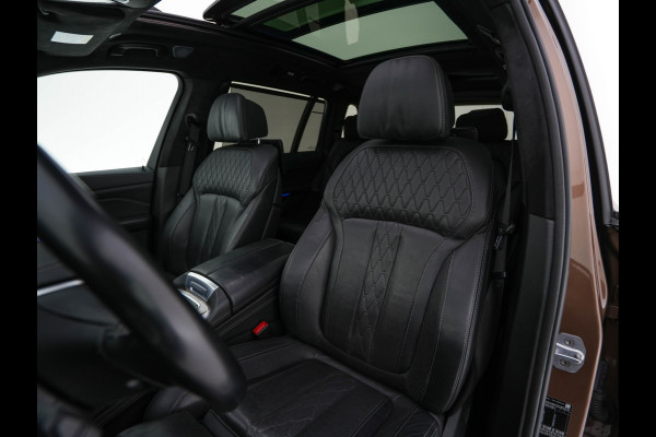 BMW X7 xDrive30d High Executive [ 7-Pers. ] Aut. *PANO | LEATHER | LASER-LED | HEAD-UP | SOFTCLOSE | BOWERS&WILKINS | BLINDSPOT | DIGI-COCKPIT | MEMORY-PACK | TOPVIEW | PRIVACY-GLASS | NAVI-FULLMAP | TOWBAR | 22''ALU*