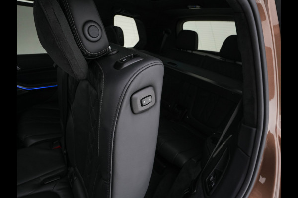 BMW X7 xDrive30d High Executive [ 7-Pers. ] Aut. *PANO | LEATHER | LASER-LED | HEAD-UP | SOFTCLOSE | BOWERS&WILKINS | BLINDSPOT | DIGI-COCKPIT | MEMORY-PACK | TOPVIEW | PRIVACY-GLASS | NAVI-FULLMAP | TOWBAR | 22''ALU*