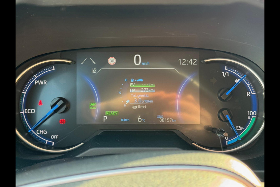 Toyota RAV4 2.5 Plug-in Hybrid AWD Bi-Tone Plus| Trekhaak, JBL, Leer, Stoelventilatie, 360 Camera, Geheugenfunctie, Head up display, 4X4, Ze