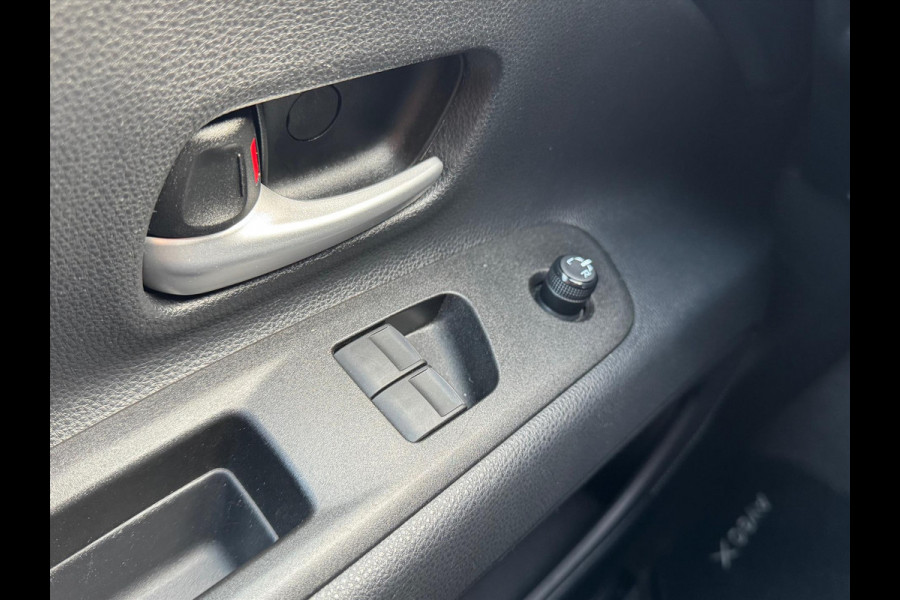 Toyota Aygo X 1.0 VVT-i S-CVT Pulse Premium Cabrio | Parkeersensoren, Keyless, Stoelverwarming, Groot scherm, CarPlay, Climate control