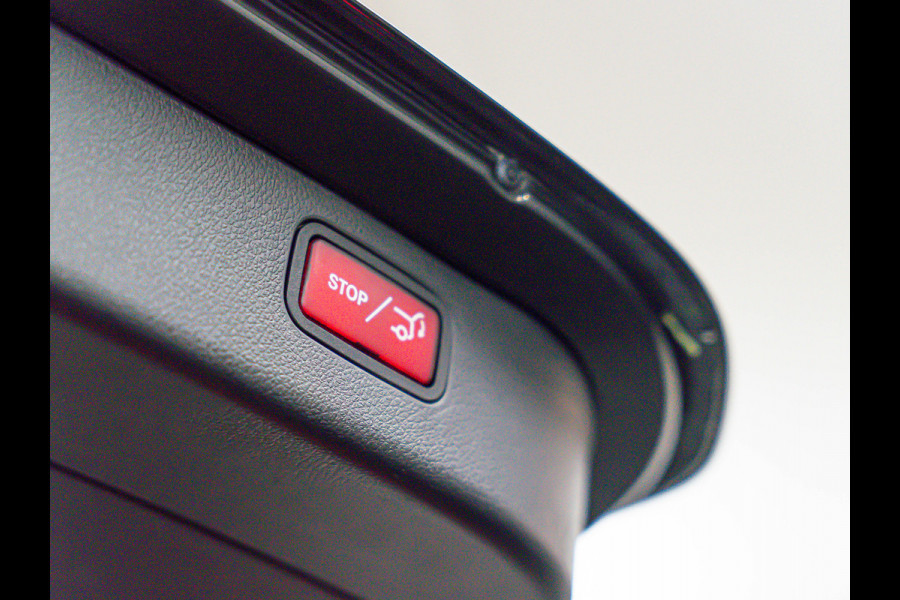 Mercedes-Benz C-Klasse Estate C 180 AMG Line | Carplay | Achteruitrij camera