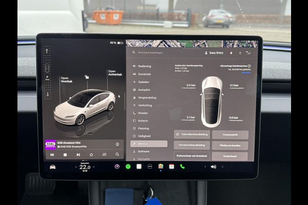 Tesla Model 3 Premium Long Range AWD 78 kWh | STOELVERWARMING VOOR/ACHTER | STUURVERWARMING | FABRIEKS GARANTIE T/M 20-06-2028 OF 80k KM | ELKT. ACHTERKLEP | ELKT. STOELEN |