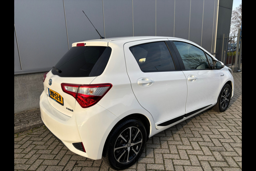 Toyota Yaris 1.5 Hybrid Aspiration / Automaat / Camera
