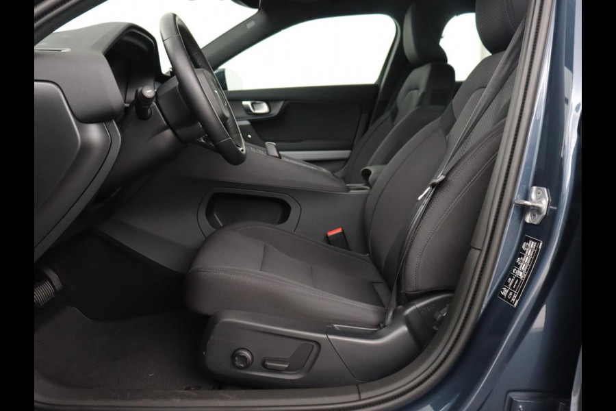 Polestar 2 Long Range Single Motor 78 kWh | Stoelverwarming | Keyless | Full LED | Carplay | Navigatie | 19'' | Elektrische stoelen | Climate control