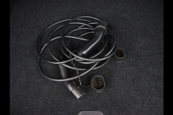 Polestar 2 Long Range Single Motor 78 kWh | Stoelverwarming | Keyless | Full LED | Carplay | Navigatie | 19'' | Elektrische stoelen | Climate control