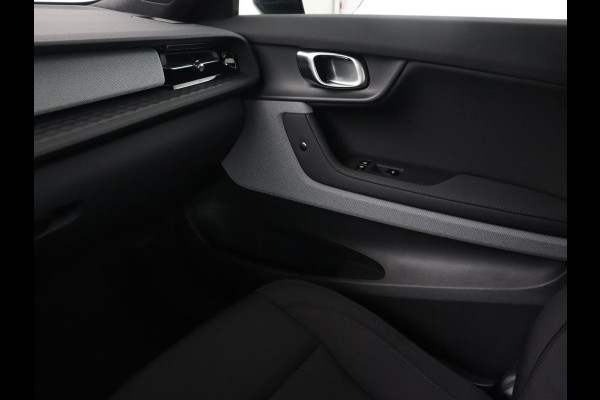 Polestar 2 Long Range Single Motor 78 kWh | Stoelverwarming | Keyless | Full LED | Carplay | Navigatie | 19'' | Elektrische stoelen | Climate control