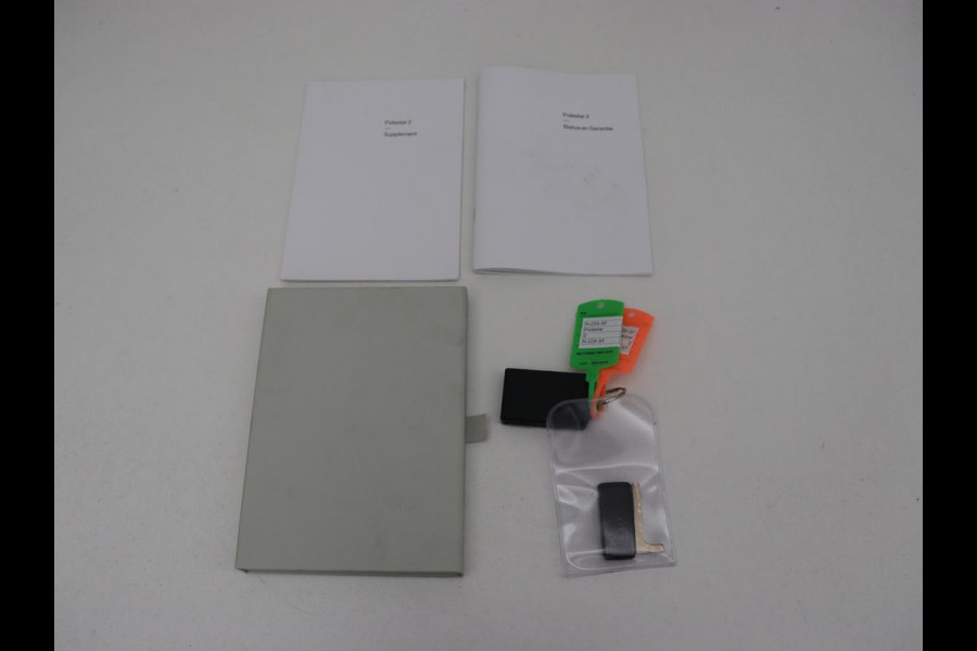 Polestar 2 Long Range Single Motor 78 kWh | Stoelverwarming | Keyless | Full LED | Carplay | Navigatie | 19'' | Elektrische stoelen | Climate control