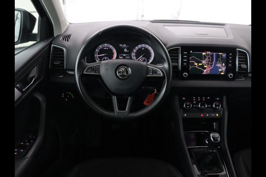 Škoda Karoq 1.0 TSI Style | Camera | Carplay | Navigatie | Full LED | Climate control | Parkeerhulp | Cruise control | Bluetooth