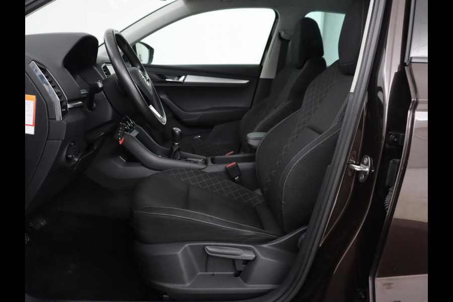 Škoda Karoq 1.0 TSI Style | Camera | Carplay | Navigatie | Full LED | Climate control | Parkeerhulp | Cruise control | Bluetooth