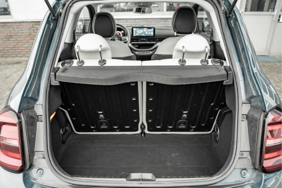 Fiat 500 La Prima 42 kWh | Pano | Leder | Full Led | Camera | ACC