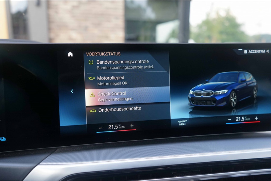 BMW 3 Serie Touring 330e xDrive M-Sport Individual