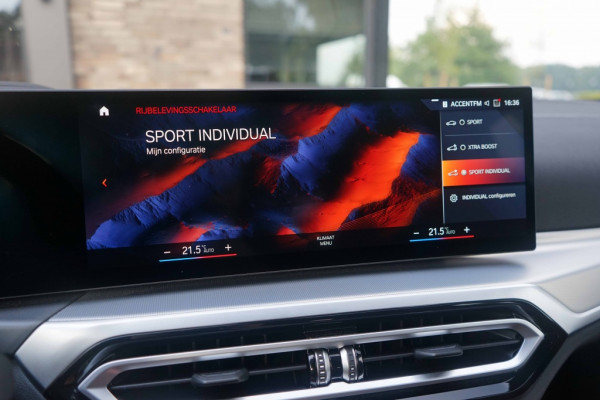 BMW 3 Serie Touring 330e xDrive M-Sport Individual