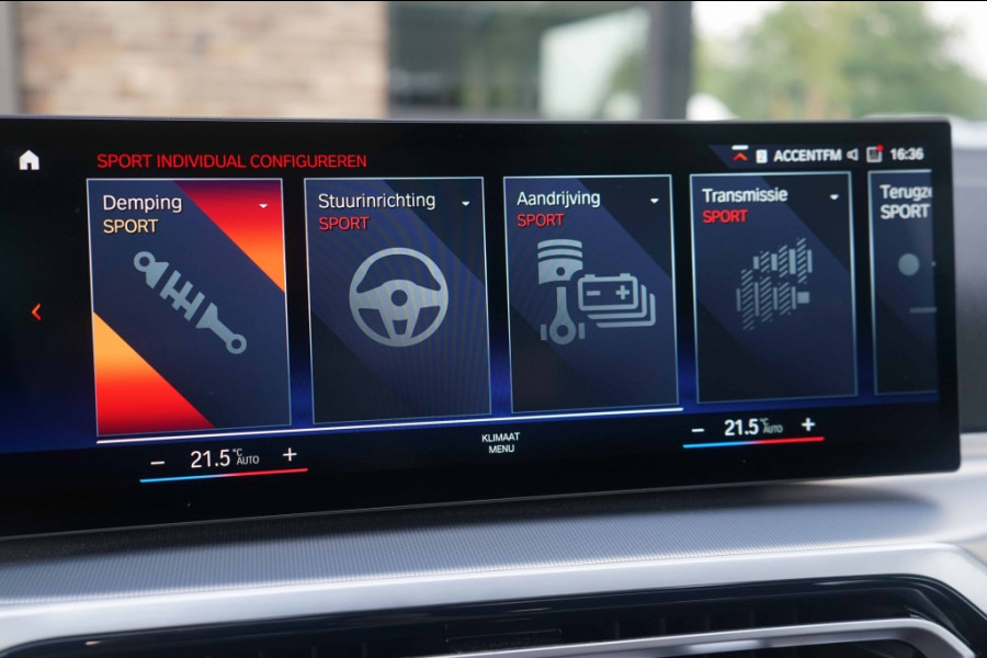 BMW 3 Serie Touring 330e xDrive M-Sport Individual