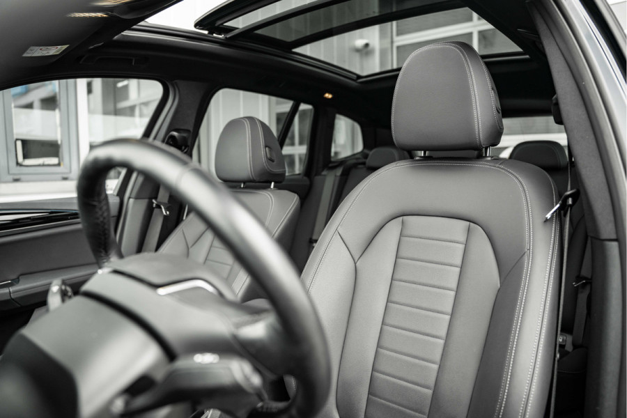 BMW iX3 Executive 80 kWh | Leder | Pano | AppleCarplay | Camera