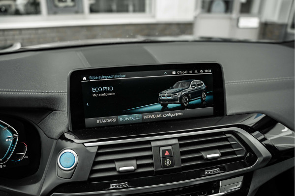 BMW iX3 Executive 80 kWh | Leder | Pano | AppleCarplay | Camera
